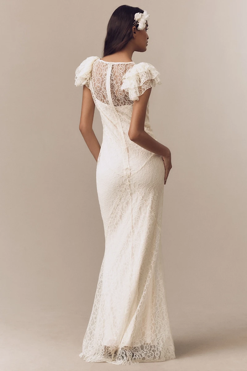 De La Vali Nephele Lace Flutter-Sleeve Fishtail Maxi Dress
