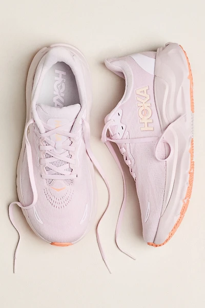 HOKA® Arahi 8 Sneakers