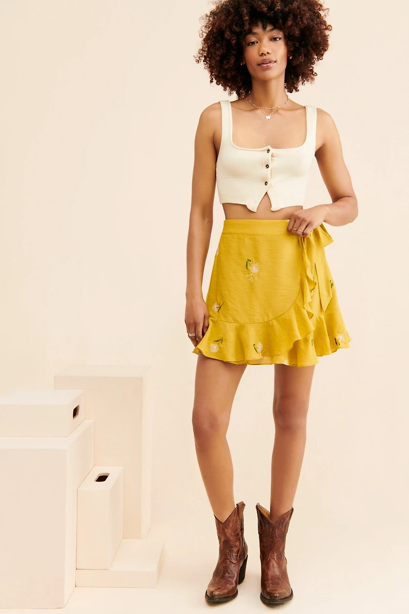 g.p.d. Floral Embroidered Mini Skirt
