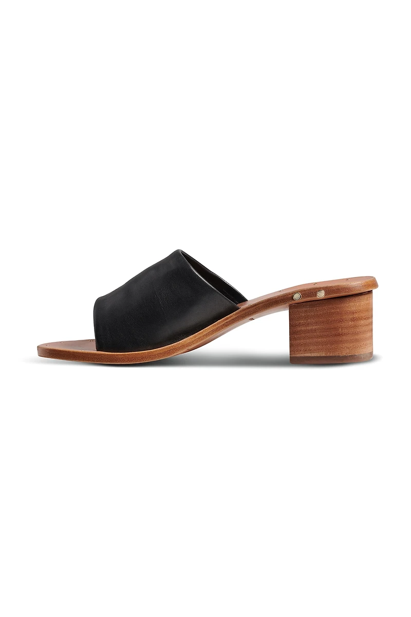 beek Emerald Heels