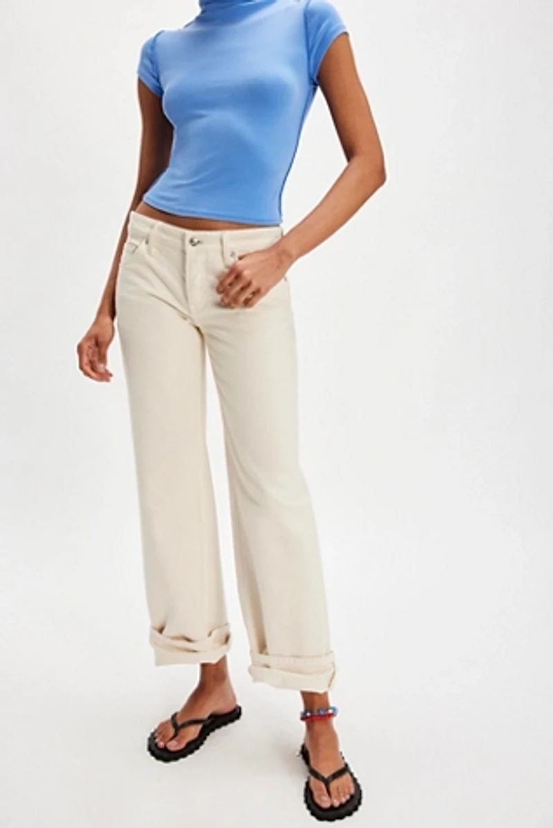 Cookie Cutter Scalloped Flip Flops