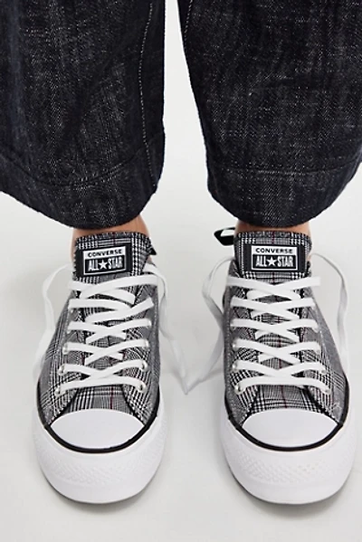 Chuck Taylor All Star Lift Low-Top Plaid Sneakers