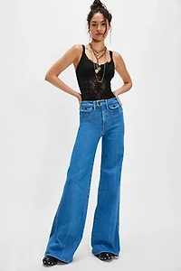 MOTHER The Pocketbook Hustler Roller Heel Jeans