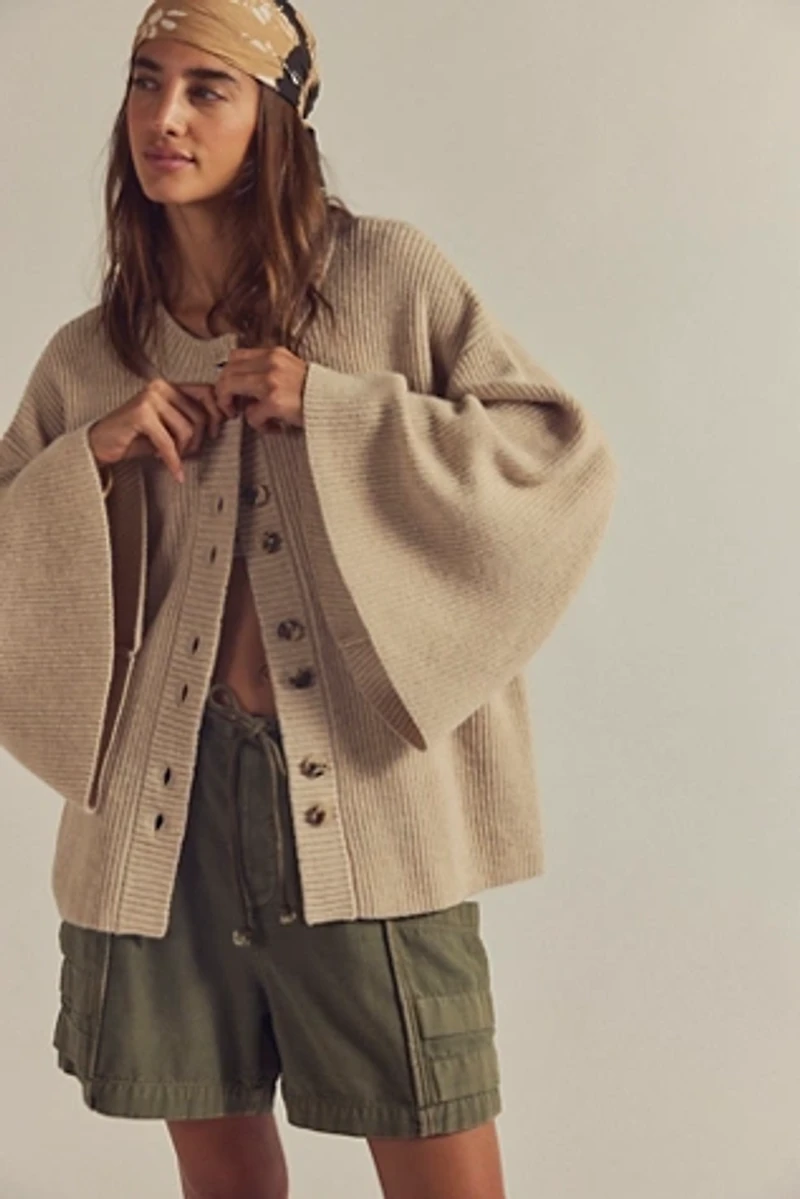 Vanilla Cape Cardi