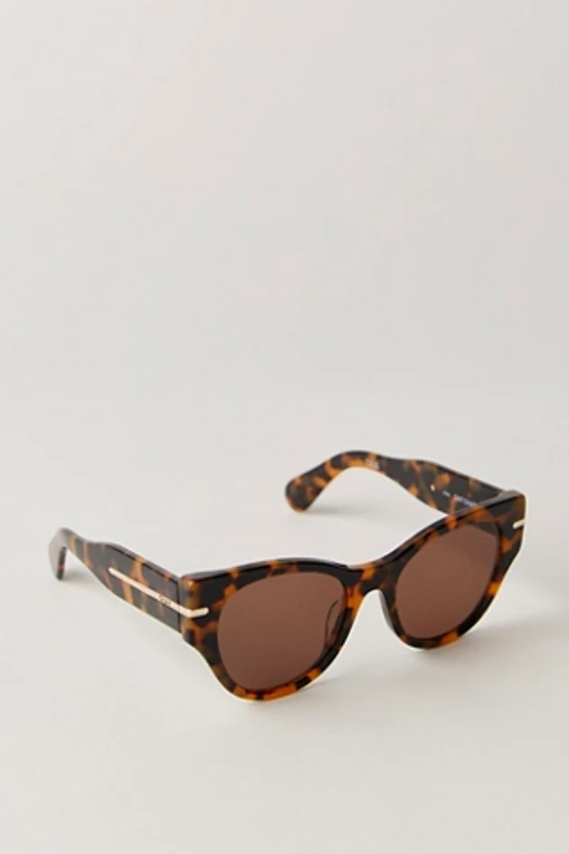 Quay Chit Chat Round Sunglasses