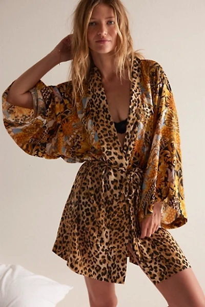 Spell Lovers & Dreamers Robe