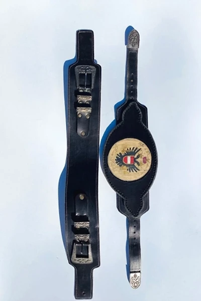 Vintage 1980s German Kidney Belt Selected by Cherry