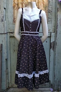 1970's Floral Prairie Tieback Dress Selected by Garbage Soup