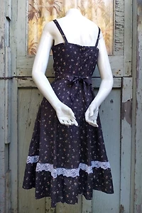 1970's Floral Prairie Tieback Dress Selected by Garbage Soup