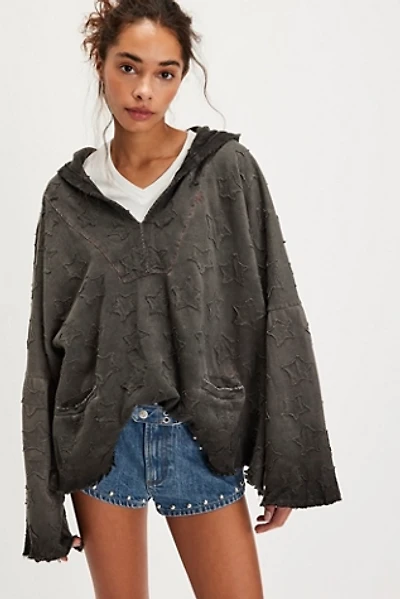 Magnolia Pearl Star Applique Fritza Hoodie