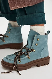 Pine Pass Hiker Boots