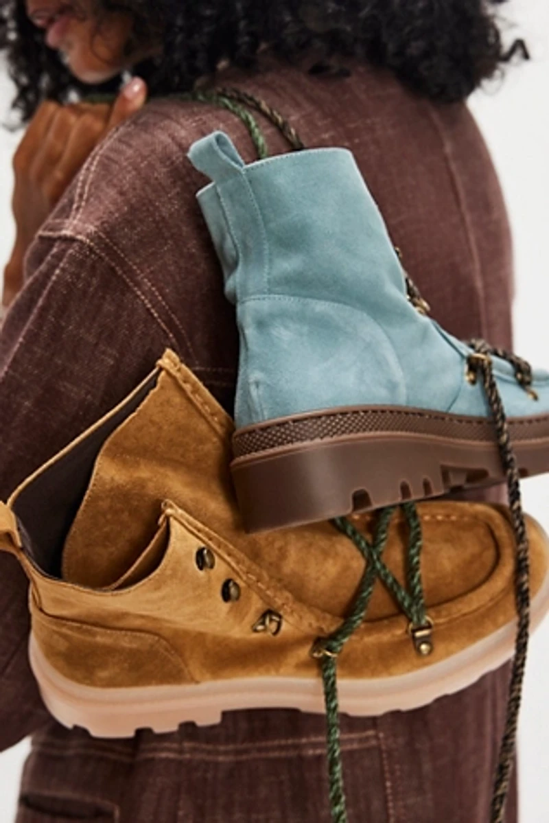 Pine Pass Hiker Boots