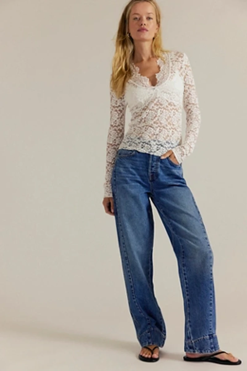 We The Free Stick Around Slim Curve Jeans