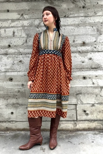 19670’s Paisley Print Dress Selected by Nomad Vintage