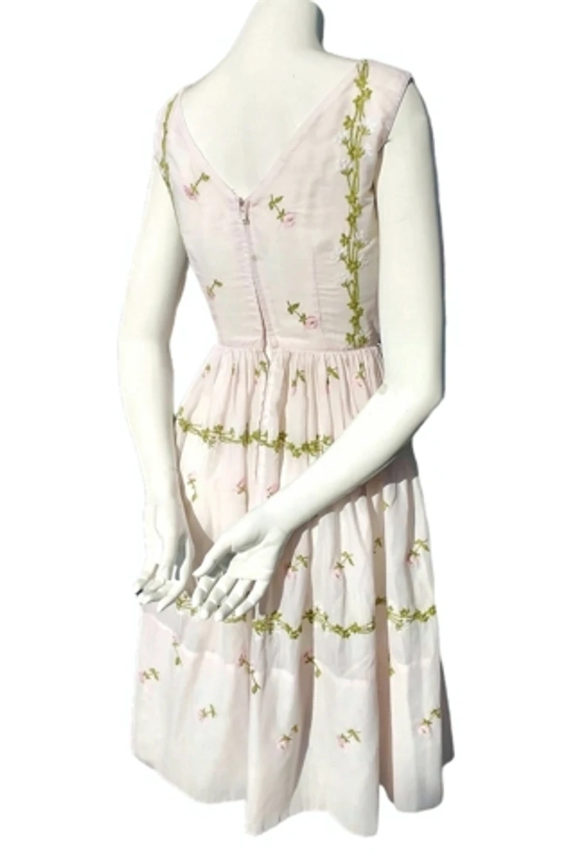 1960's Garden Party Embroidered Dress Selected by Garbage Soup