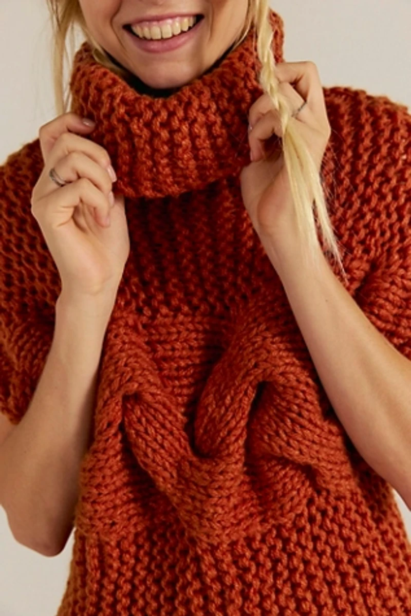 Nigel Preston Short-Sleeve Sweater