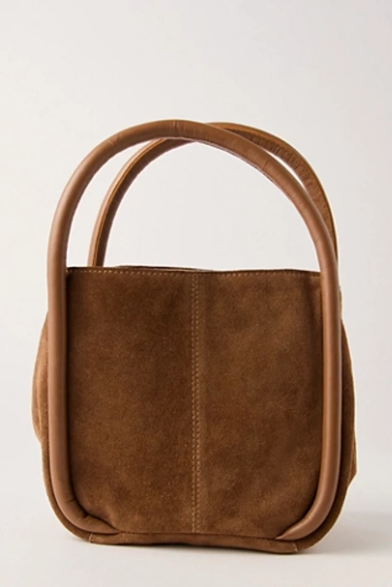 Barlow Bucket Bag