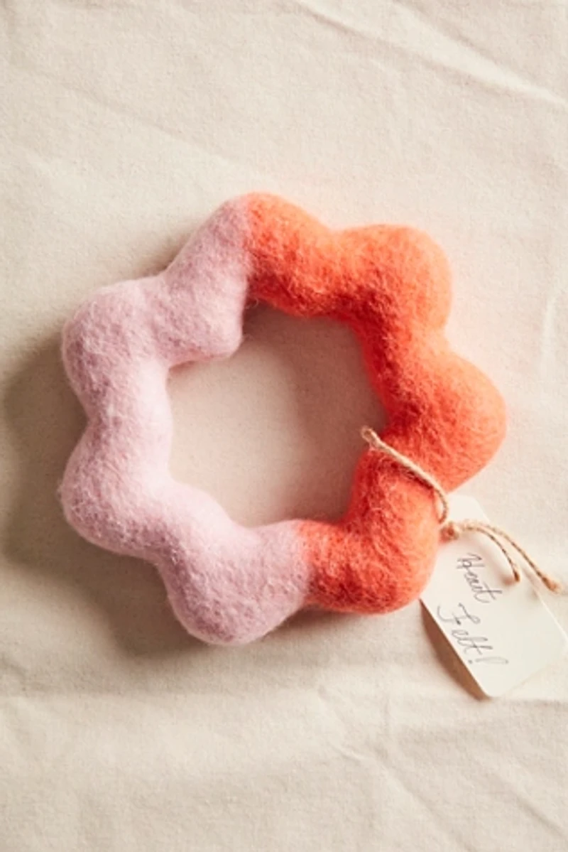 Wiggle Ring Felt Toy
