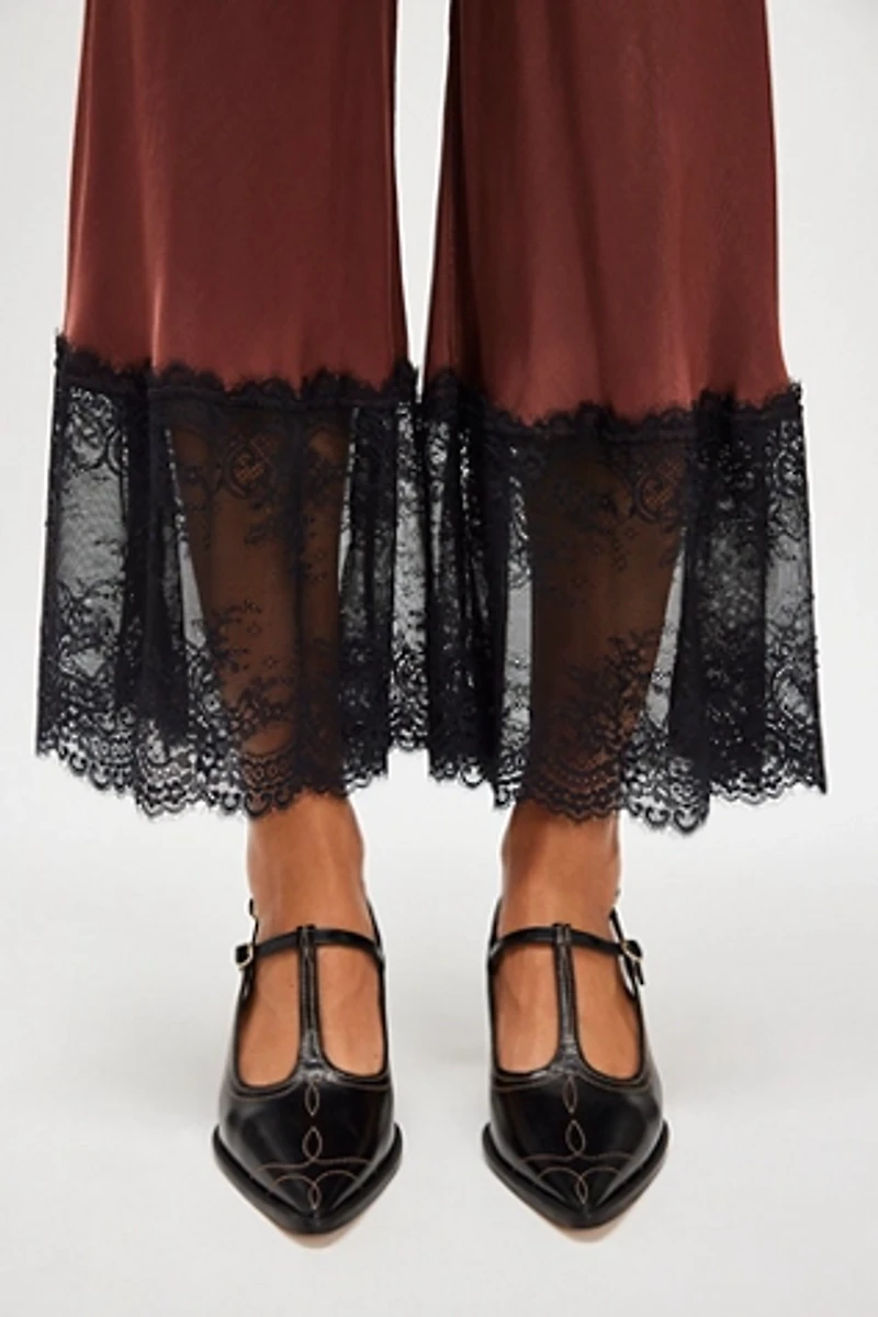 Saloon Stitched Heels