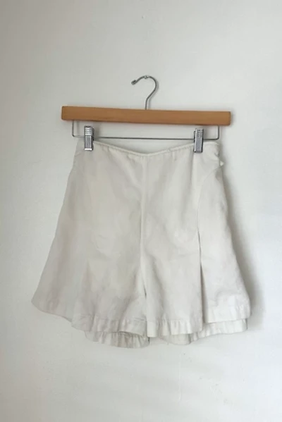 Vintage 1960s White Pleat Shorts Selected by Grievous Angel Vintage