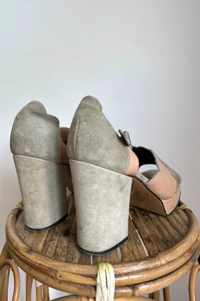 Vintage 1970s Scallop Platform Heels Selected by Grievous Angel Vintage