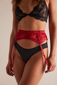 Kilo Brava The Embroidery Garter Belt