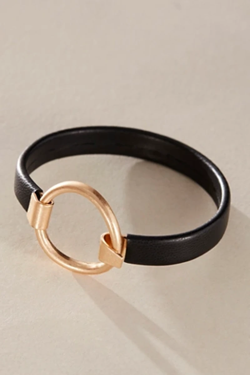 Gertie Clasp Bangle