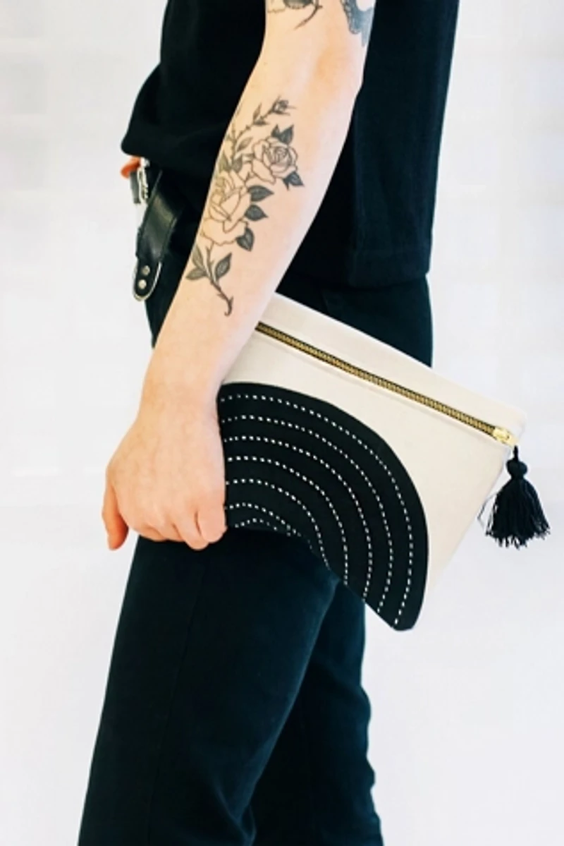 Anchal Eclipse Pouch