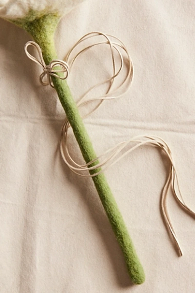 Flora Cat Wand Toy
