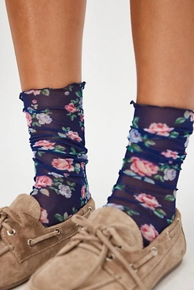 Only Hearts In Bloom Socks