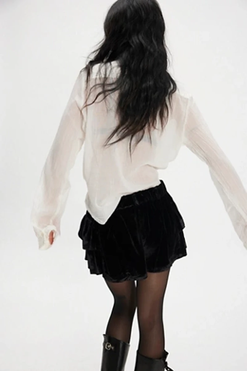 Star Dust Ruffle Velvet Shorts