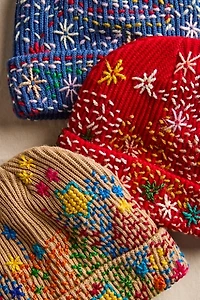 De Sienna Embroidered Beanie