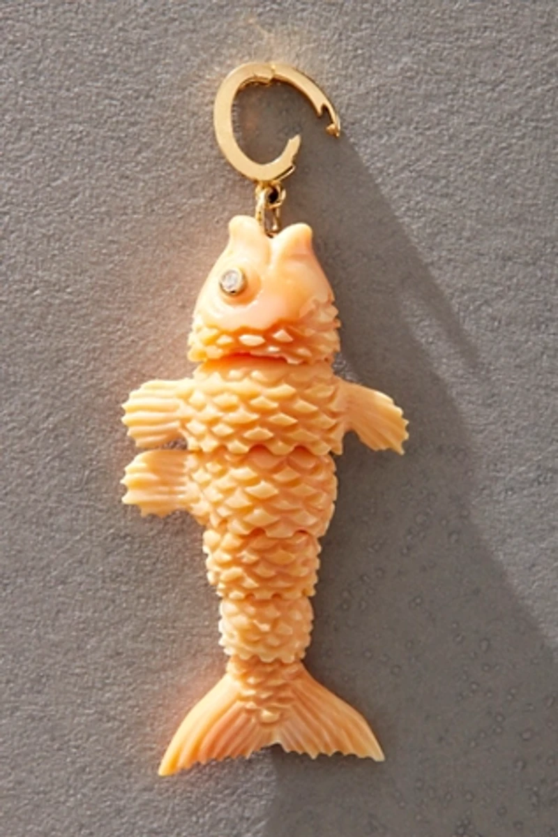 Maura Green Articulated Fish in Apricot Conch