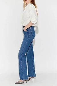 MOTHER SNACKS! The Mixer Heel Jeans