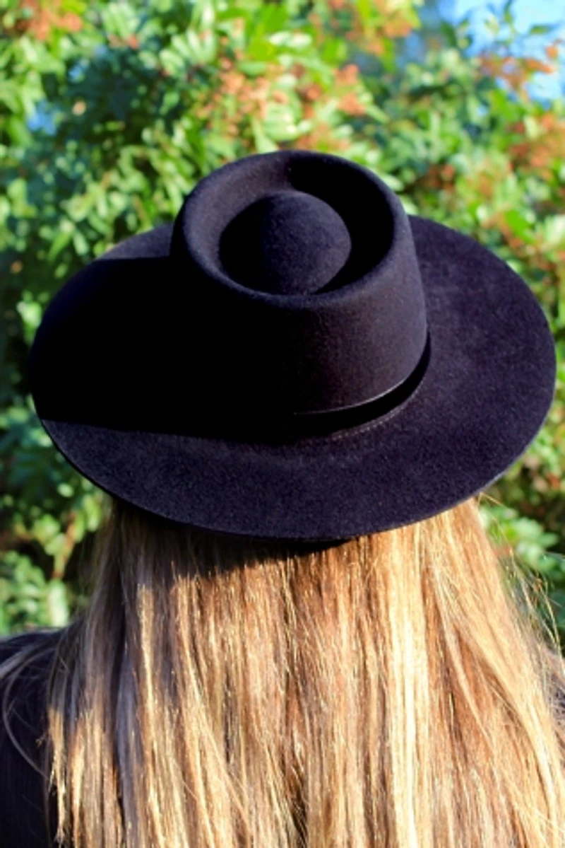 Sambboho Brigitte Hat