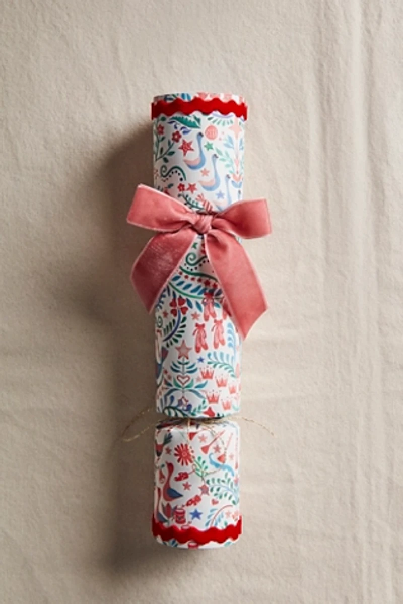 Velvet Bow Surprise Crackers