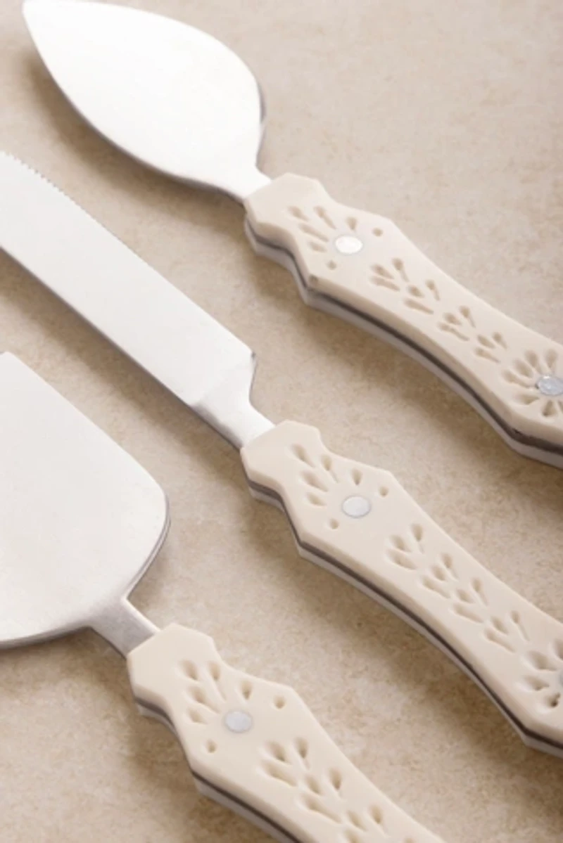 GAURI KOHLI Derby Cheese Knives