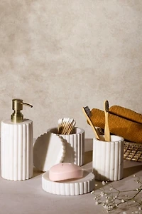 GAURI KOHLI Roksana Bath Accessories