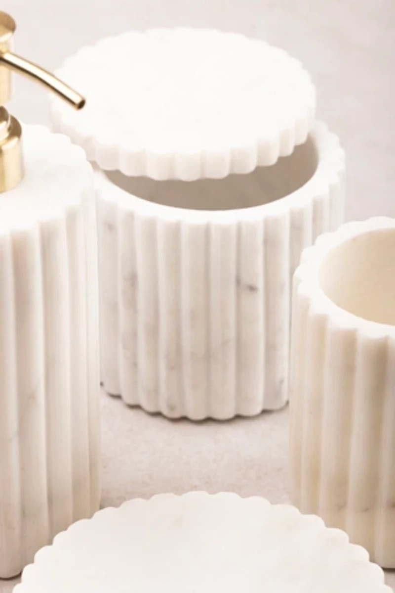 GAURI KOHLI Roksana Bath Accessories