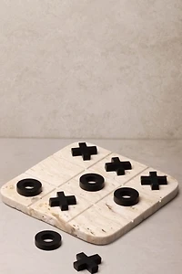 GAURI KOHLI Monty Tic Tac Toe