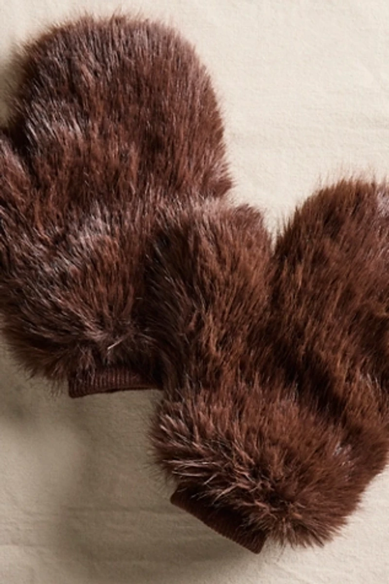 Arctic Fur Mitten
