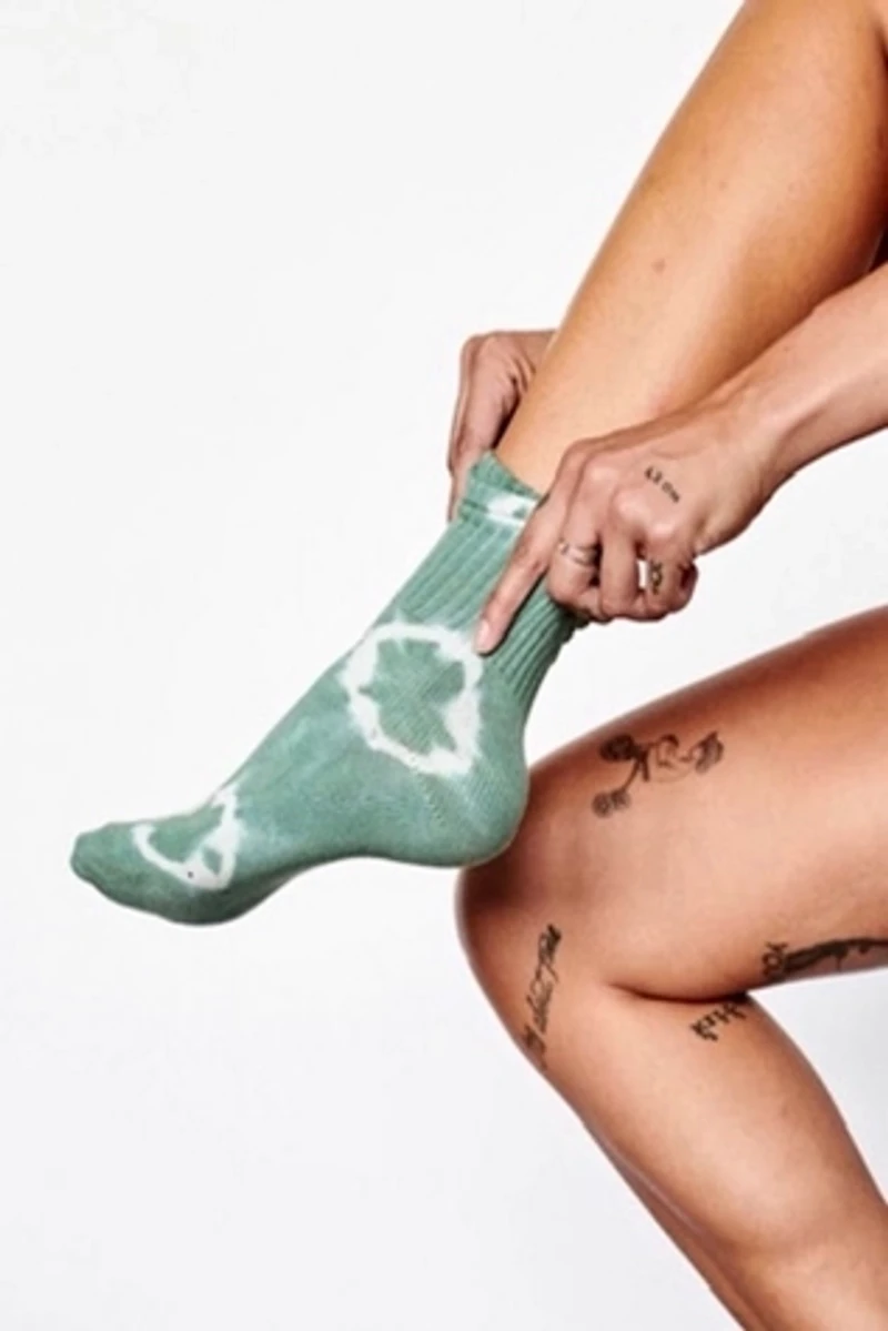 Layli Dyes Hard Hand Dyed Socks