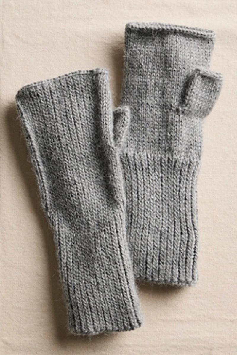 Pure Baby Alpaca Yarn Arm Warmers