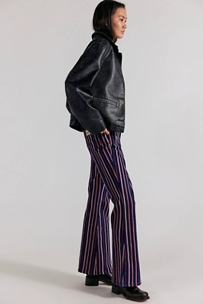 Wrangler X Lainey Wilson Retro Striped Flare Jeans