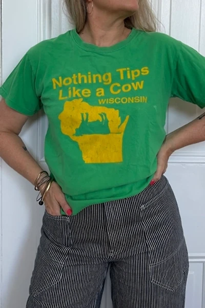 Vintage Nothing Tips Like A Cow Wisconsin T Shirt Selected by KA.TL.AK