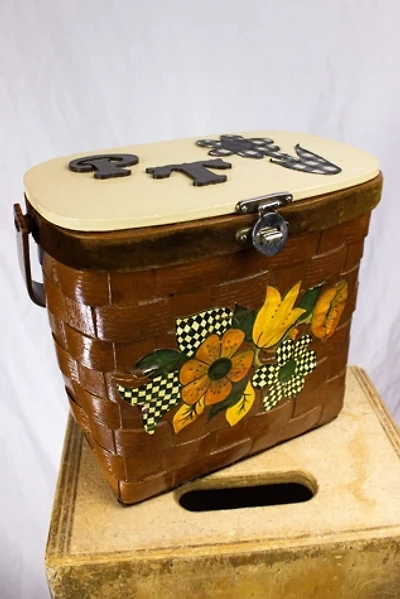 Vintage 70s PT Picnic Basket Purse Selected by Black Shag Vintage