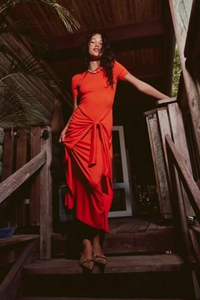 chinese dress ladies o3yfarGjrzj0_26458399-aa37-47b7-a284-36a6310387d6_large.jpg?v=1682509852