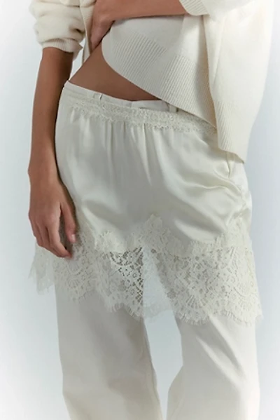 Meet The Middle Half Slip