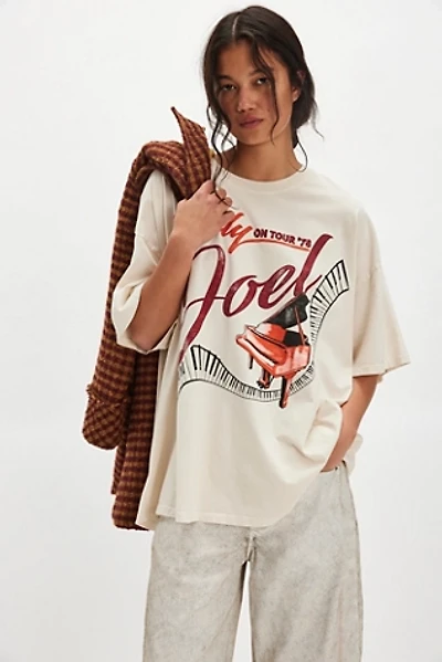 Daydreamer Billy On Tour Tee