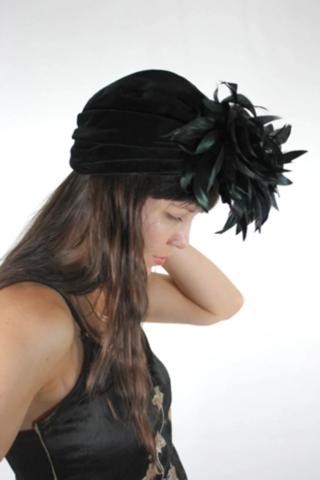Mossant Under The Moon And Stars Hat | Pacific City display picture 2
